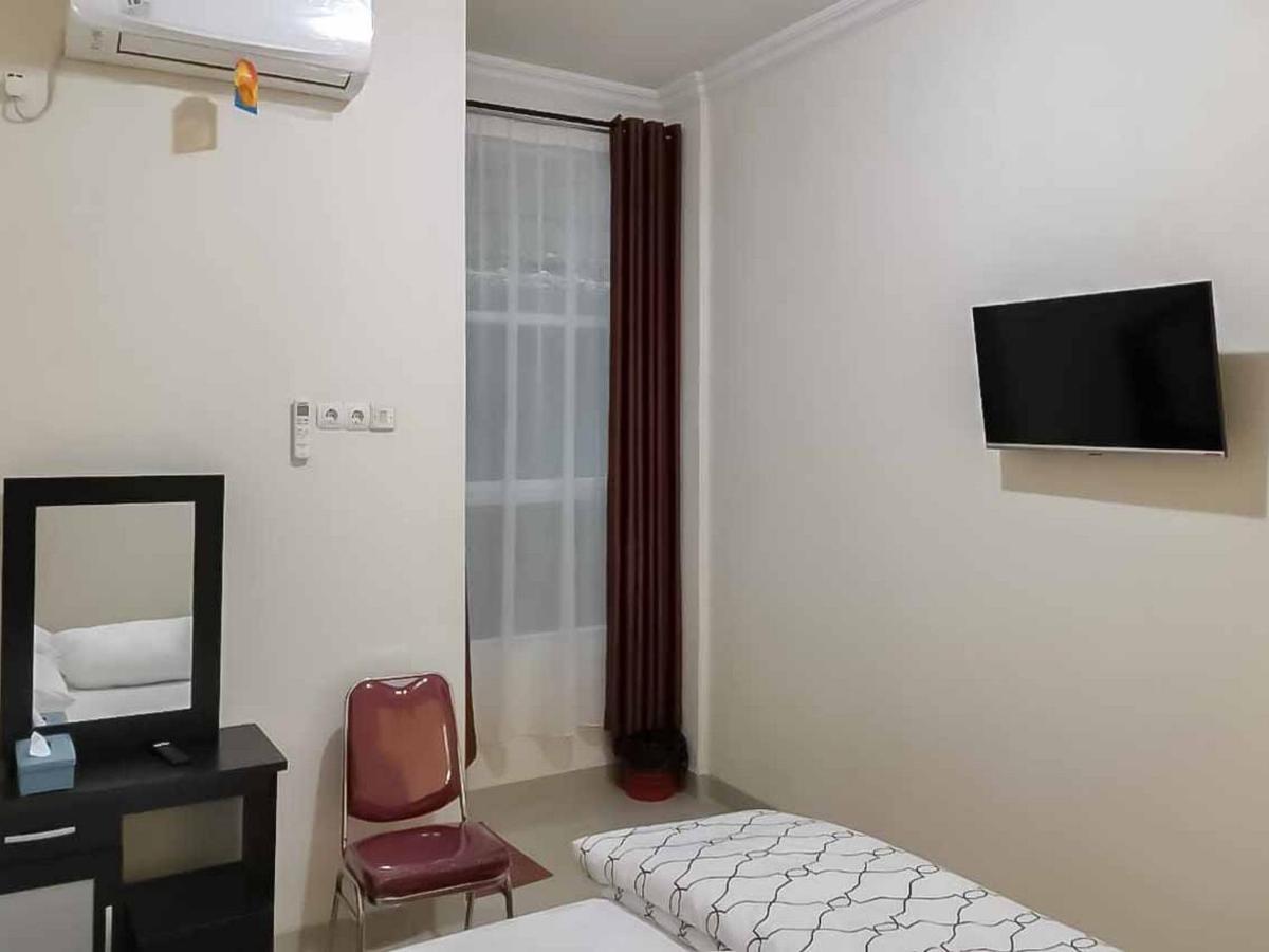 Wisma Talenta Mitra Reddoorz Yakarta Exterior foto